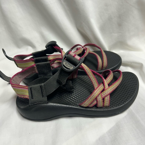 Chaco Other - Youth Chaco Z2 sandals youth size Y 1 Pink /green , Hiking, Swimming, EUC Kids